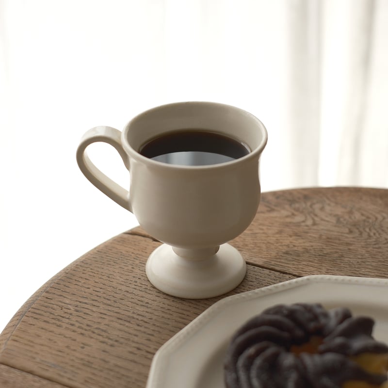 yoshida pottery「玉脚コーヒーカップ（アンティークホワイト)」 | komado