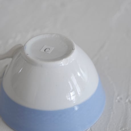 vintage coffee cup / blue