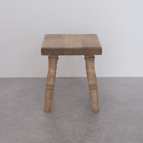 French Antique / 小ぶりなスツール