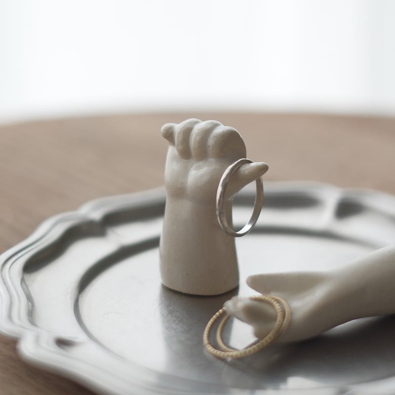Ceramic Art Hand2 「リングスタンド」 | komado