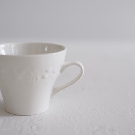 Digoin & Sarreguemines / white cup A,B