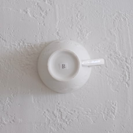 Digoin & Sarreguemines / white cup A,B