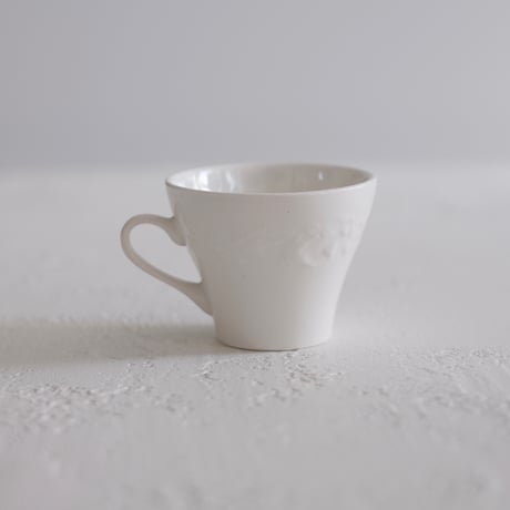Digoin & Sarreguemines / white cup A,B