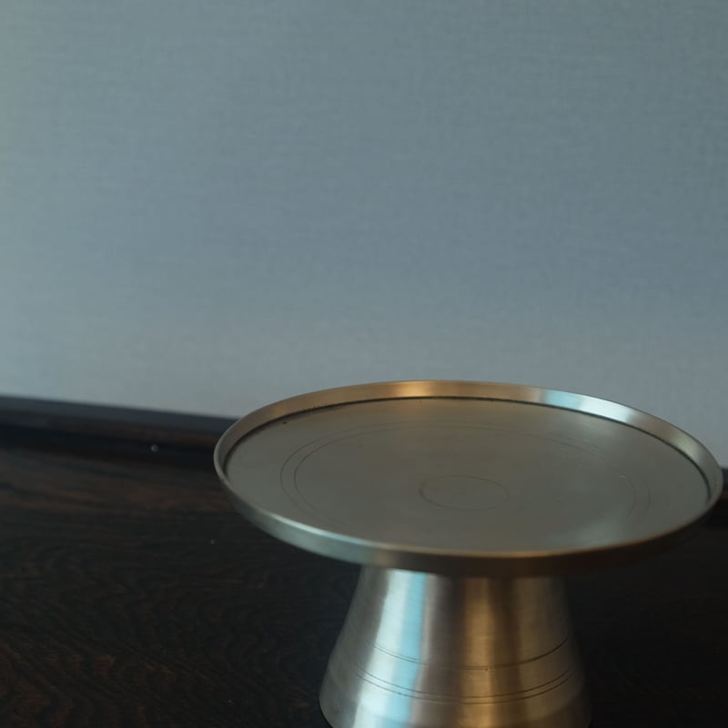 李朝 真鍮の高台皿 李氏朝鮮時代 | gallery & boutique 雪月花