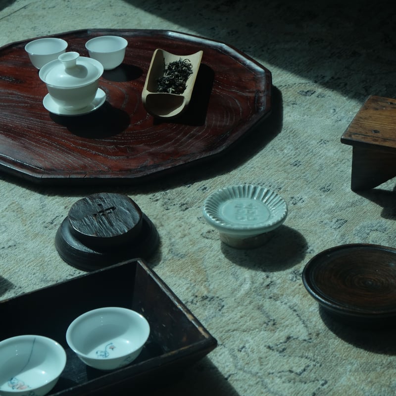 李朝 白磁餅型「双喜」 | gallery & boutique 雪月花
