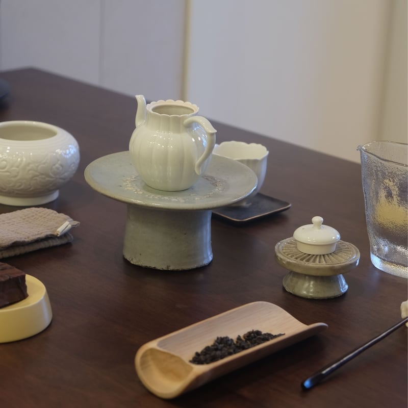 李朝 白磁餅型 李氏朝鮮時代 | gallery & boutique 雪月花