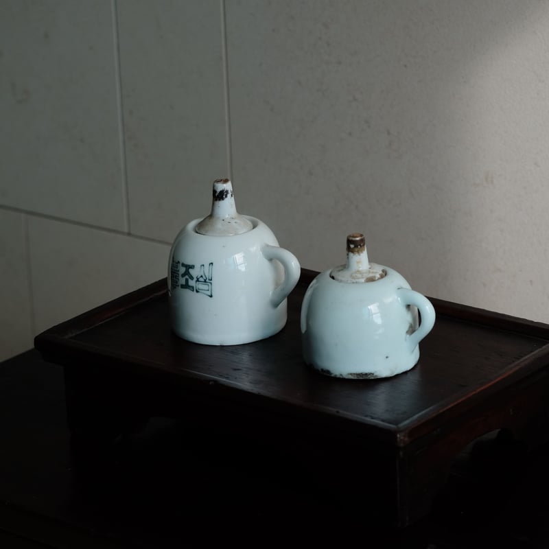 李朝白磁の灯火器 | gallery & boutique 雪月花