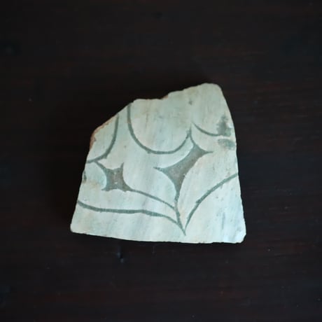李朝初期 粉青沙器の陶片