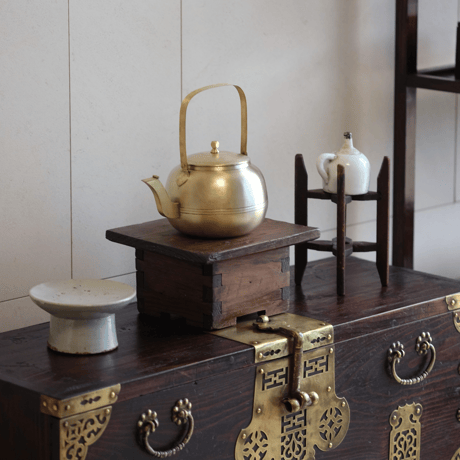 李朝 凧糸巻きと灯火器