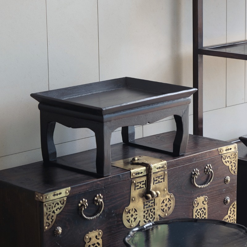 狗足盤、漆、 狗足盤、漆、