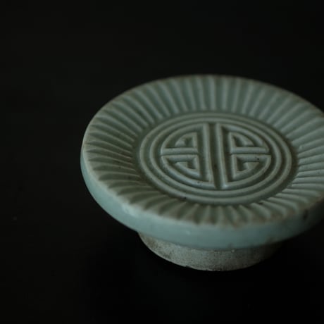 李朝 白磁餅型