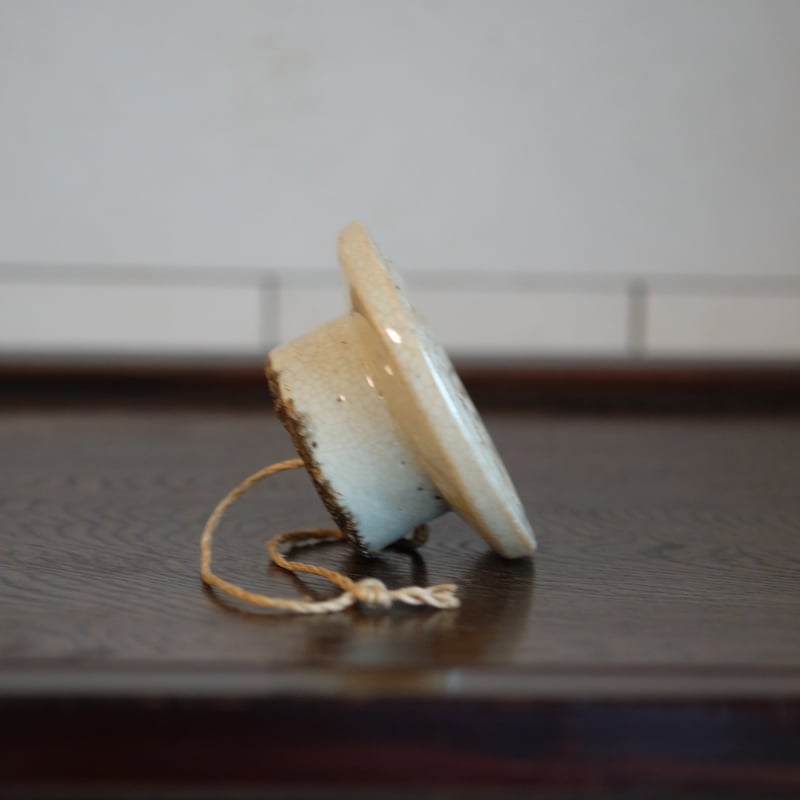 李朝 白磁餅型 寿字文様 | gallery & boutique 雪月花