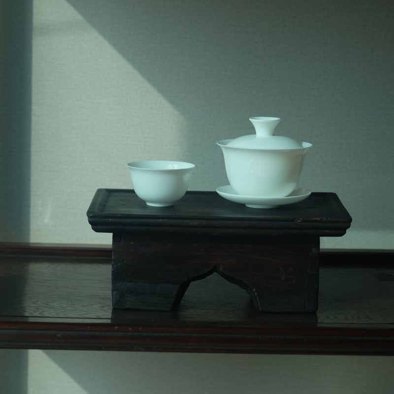 李朝 木製高台 李氏朝鮮時代 | gallery & boutique 雪月花 李朝 木製高台 李氏朝鮮時代 | gallery & boutique 雪月花