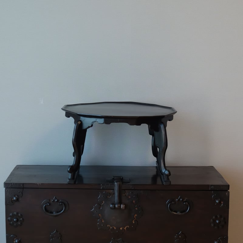 骨董 李朝 ソバン 小盤 李朝 お膳　花形 虎脚 虎足 花台 木製 飾り台 骨董 李朝 ソバン 小盤 李朝 お膳 花形 虎脚 虎足 花台