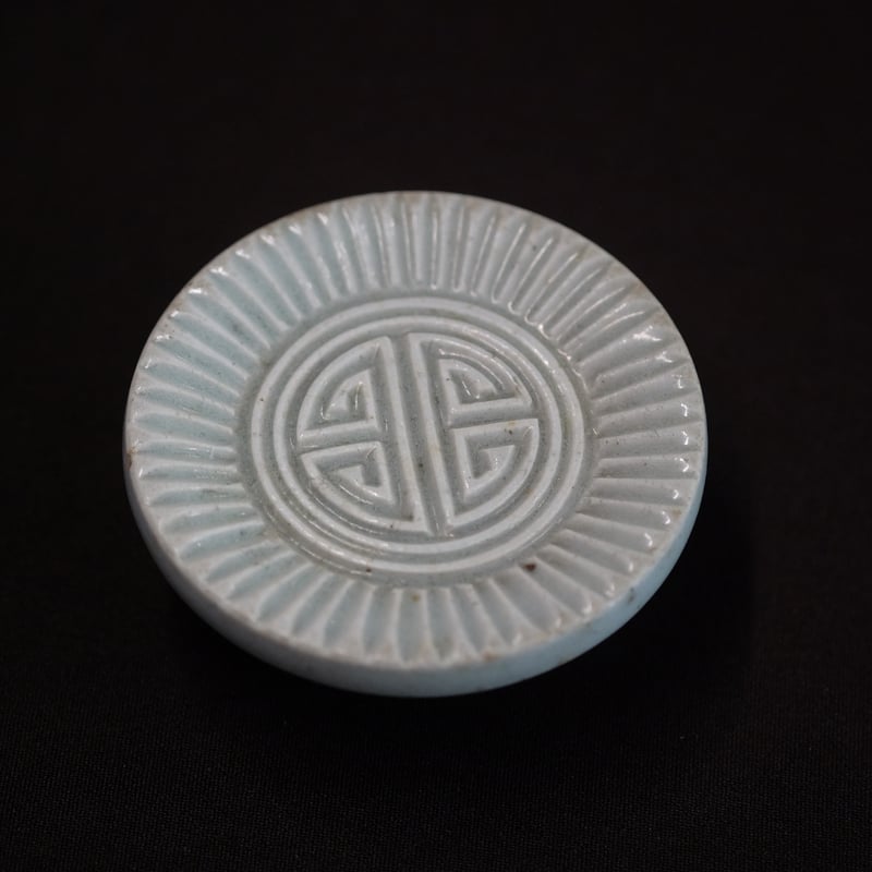 李朝 白磁餅型 | gallery & boutique 雪月花