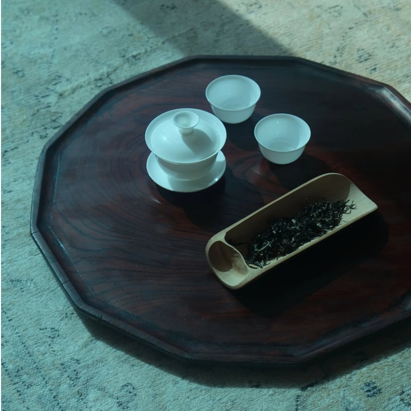 李朝十二角膳天板その64 盆.古道具.骨董品.韓国骨董. Antique.酒器盆 李朝十二角膳天板 / 李氏朝鮮時代後期 sold ⁡ size : 径40.5㎝ 高さ3