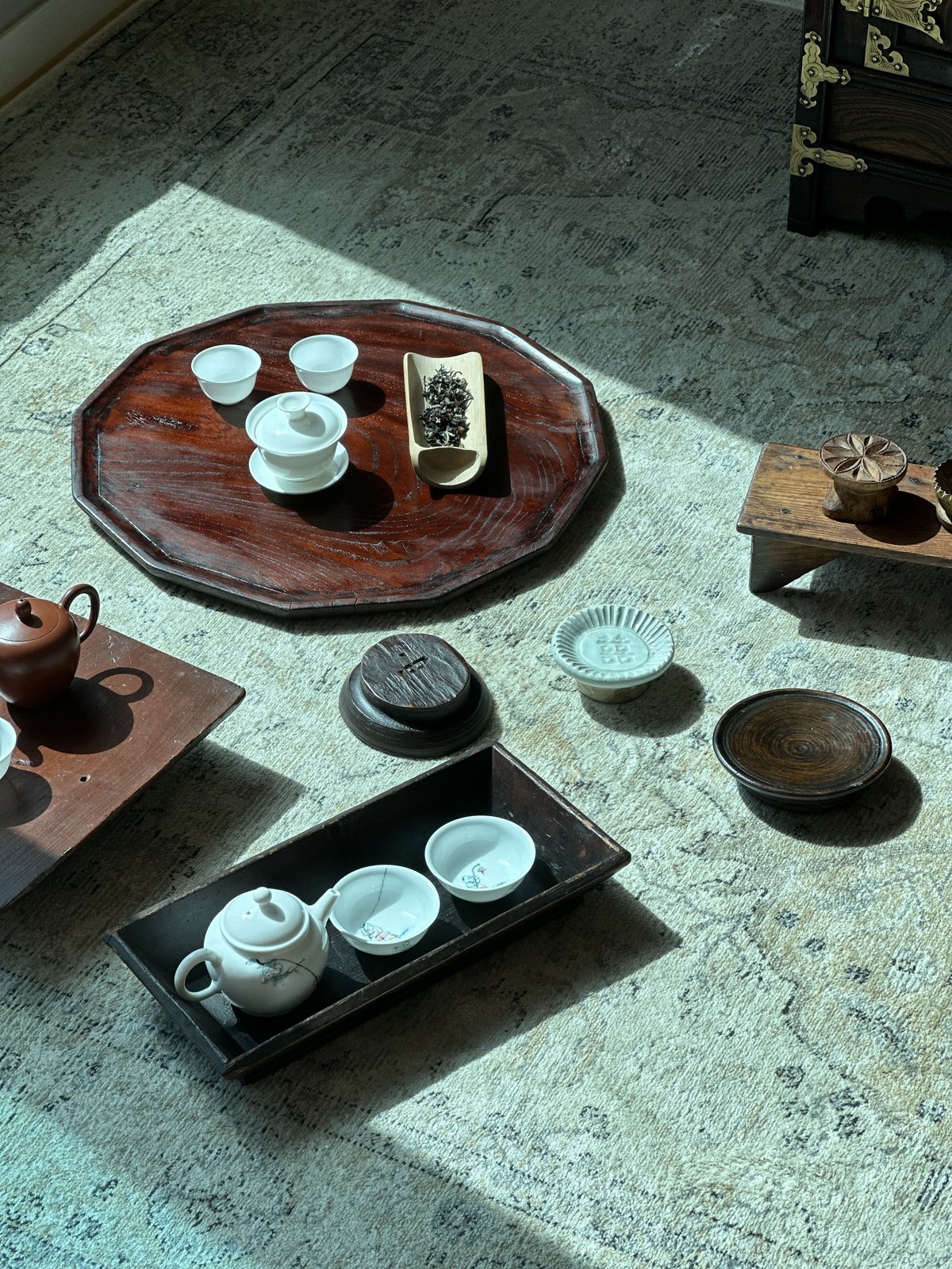李朝 木目の良い十二角膳 | gallery & boutique 雪月花