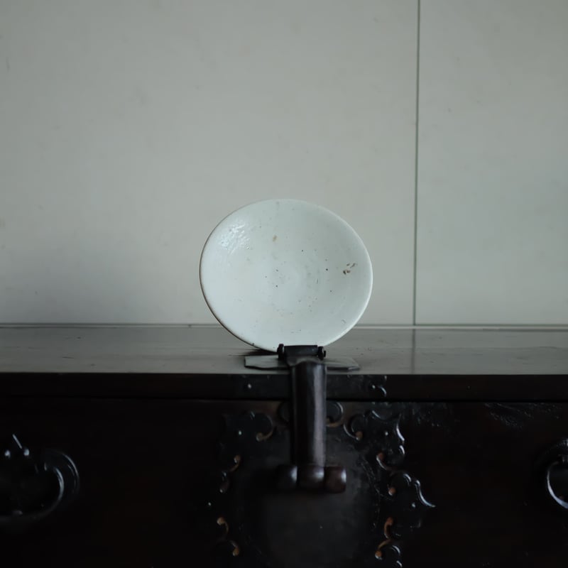 李朝初期 白磁高台皿 | gallery & boutique 雪月花