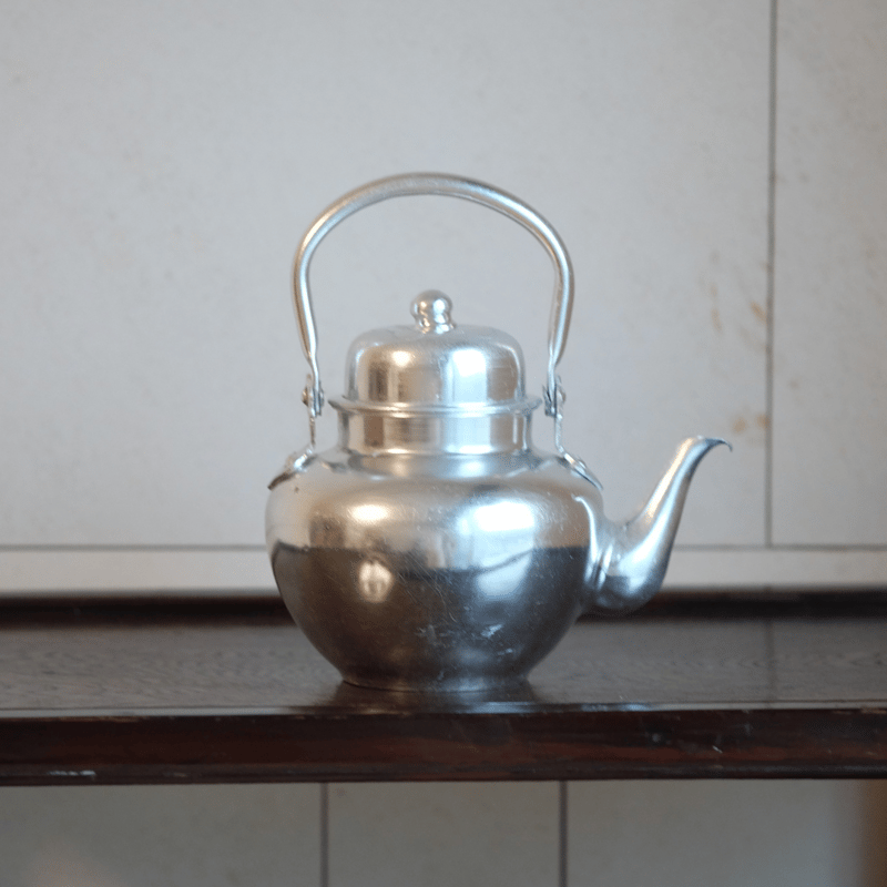 ♦中国清時代 真鍮製 薬鑵 薬缶 酒缶 茶器やかん 銅器銅製 珍物 古美術骨董品 嵌飾青銅缶 Wine container (fou)】中国‐東周時代