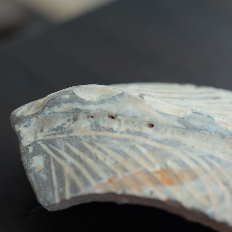 李朝初期 粉青沙器の陶片 | gallery & boutique 雪月花