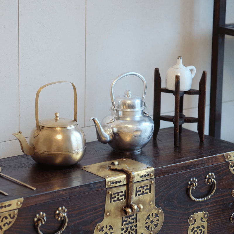 李朝糸巻き 糸巻き 李朝木工品 木製工芸品 裁縫道具 手芸道具 幾何学模様 李朝糸巻き 糸巻き 李朝木工品 木製工芸品 裁縫道具 手芸道具 幾何