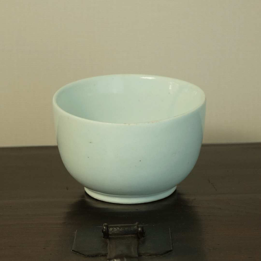 韓国李朝後期白磁椀と台 李朝 白磁椀（19世紀分院） | gallery & boutique 雪月花
