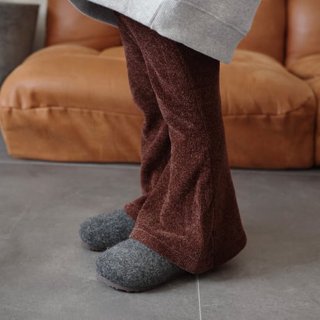 velour flare pants / brown