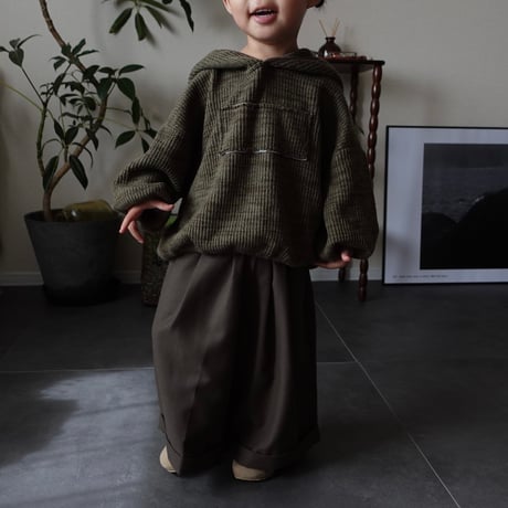wide tuck pants