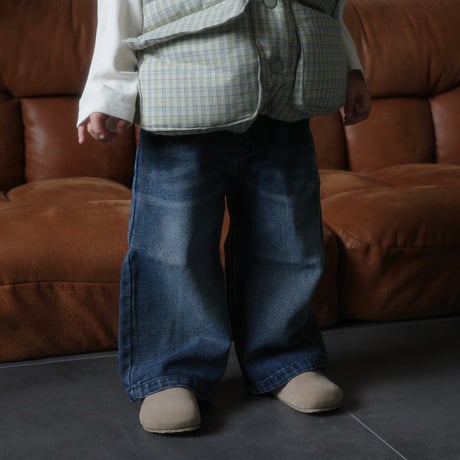 loose denim pants