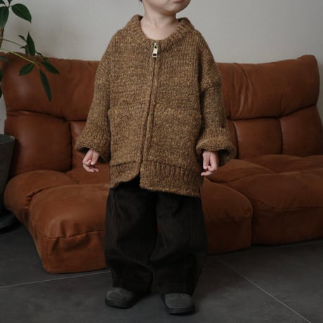 corduroy pants / dark brown