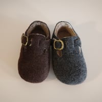 sheep buckle shoes