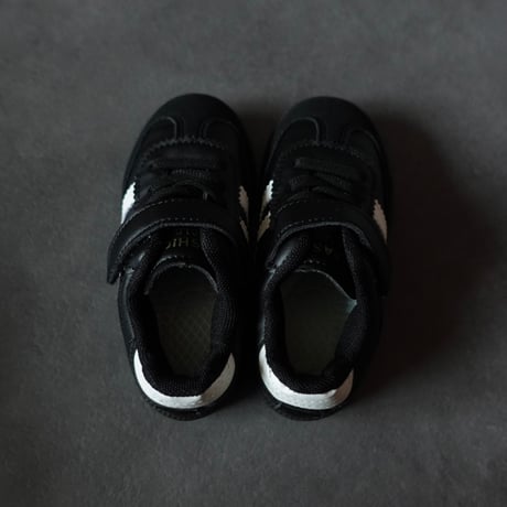 line shoes / black