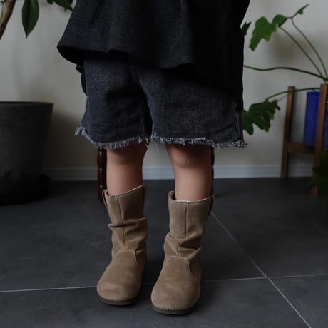 suede boots