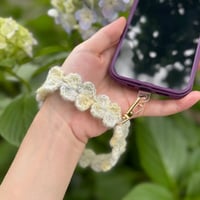 連続フラワーモチーフ　ハンドストラップ　動画付きパターン