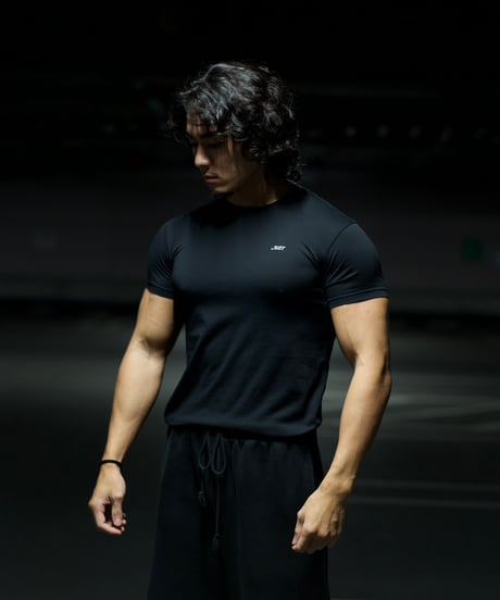 JUST FIT T BLACK