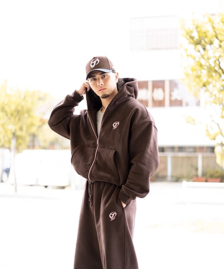 JUST volume sweat hoodie BROWN