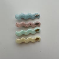 - 6cm - uneune flower pin