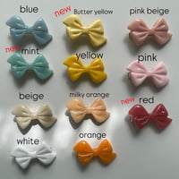 ribbon pin