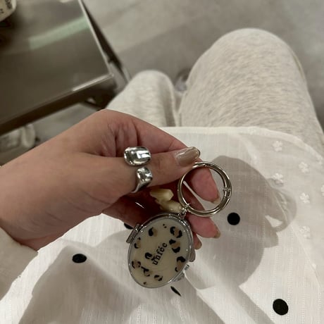 mirror charm