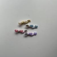 Heart uneune pin