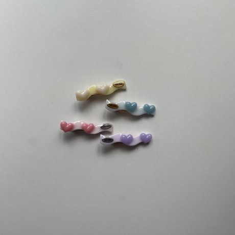 Heart uneune pin