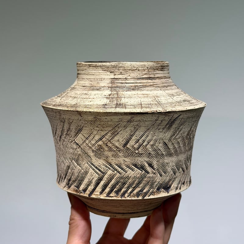 ２４８ 備前焼 　花瓶　生け花の　原点　詫び　寂の　世界に 花瓶】saki earthenware flower vase | MEGASHEEP