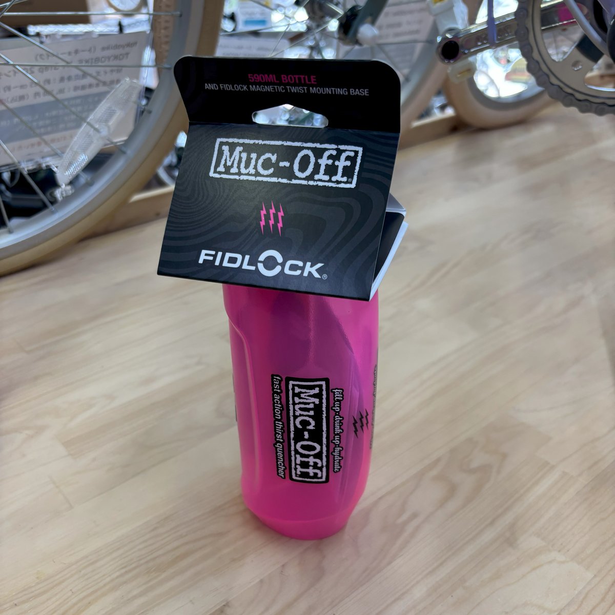 2カラー・2サイズ（590ml or 450ml）》MUC-OFF×FIDLOCKコラボ☆T