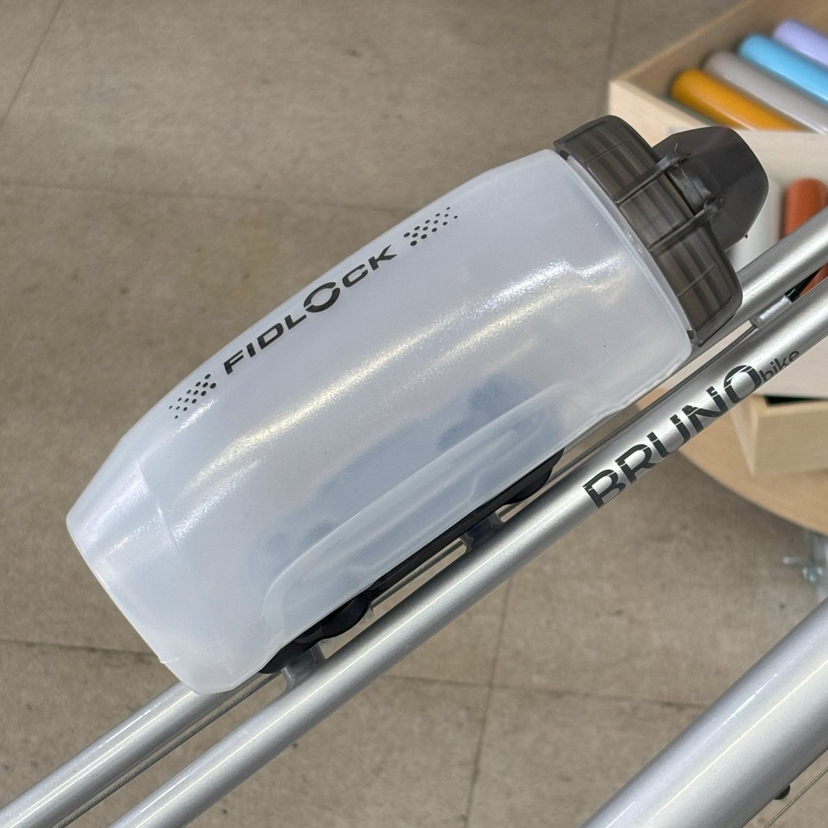 2カラー》FIDLOCK（フィドロック）TWIST BOTTLE +bike base (ツ