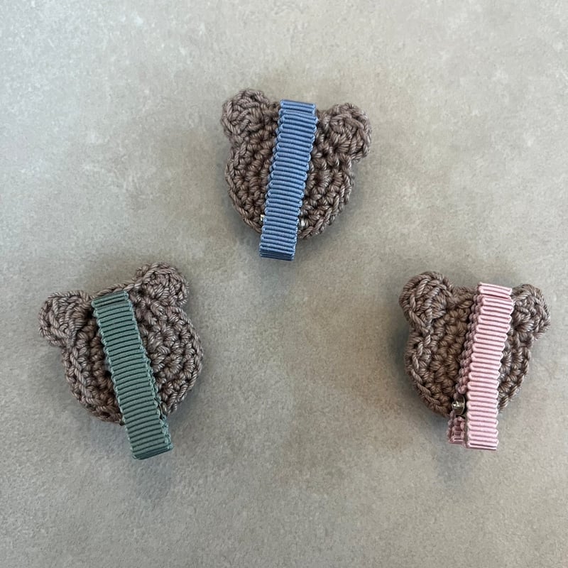 【新品】YVMIN クマ型ヘアクリップ （左一つのみ） 新品】YVMIN クマ型ヘアクリップ （左一つのみ）