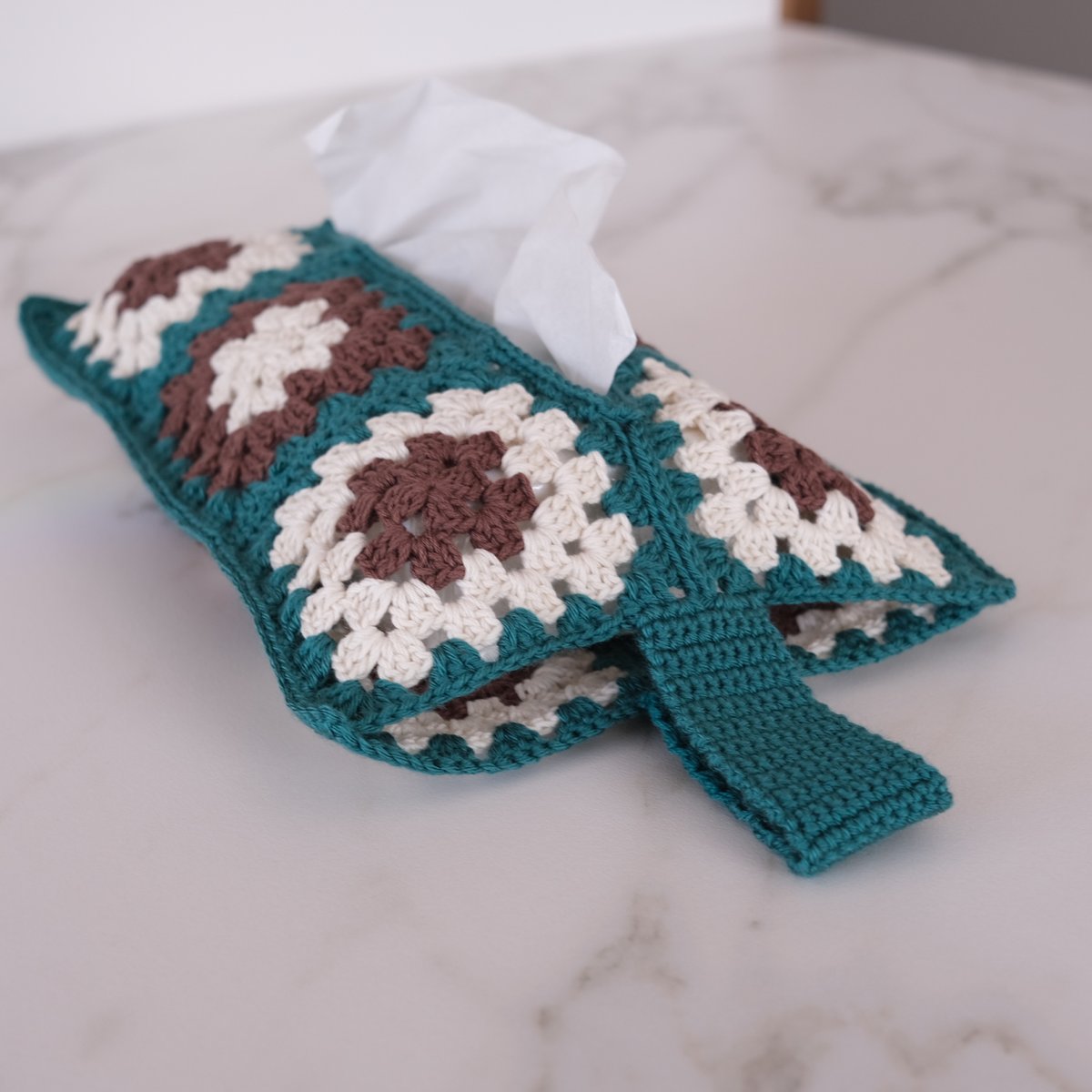 手編み♡カラフルボックスティッシュカバー♡グラニースクエア ダウンロード編み図・PDF【かぎ針編み】グラニースクエアのティッシュ