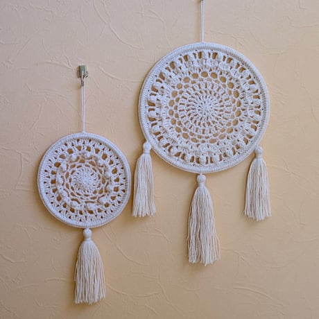 【かぎ針編み】クロッシェドリームキャッチャー：編み図と木枠のキット