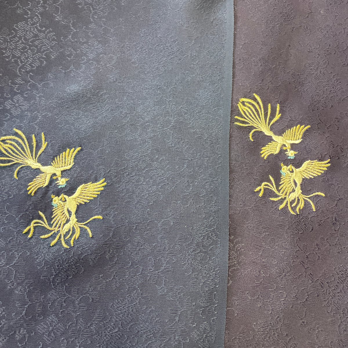 新品 特選呉服 本藍染雅織工房 正絹 着尺 本藍に刺繍 | とみや呉服店 新品 特選呉服 本藍染雅織工房 正絹 着尺 本藍に刺繍 | とみや呉服店