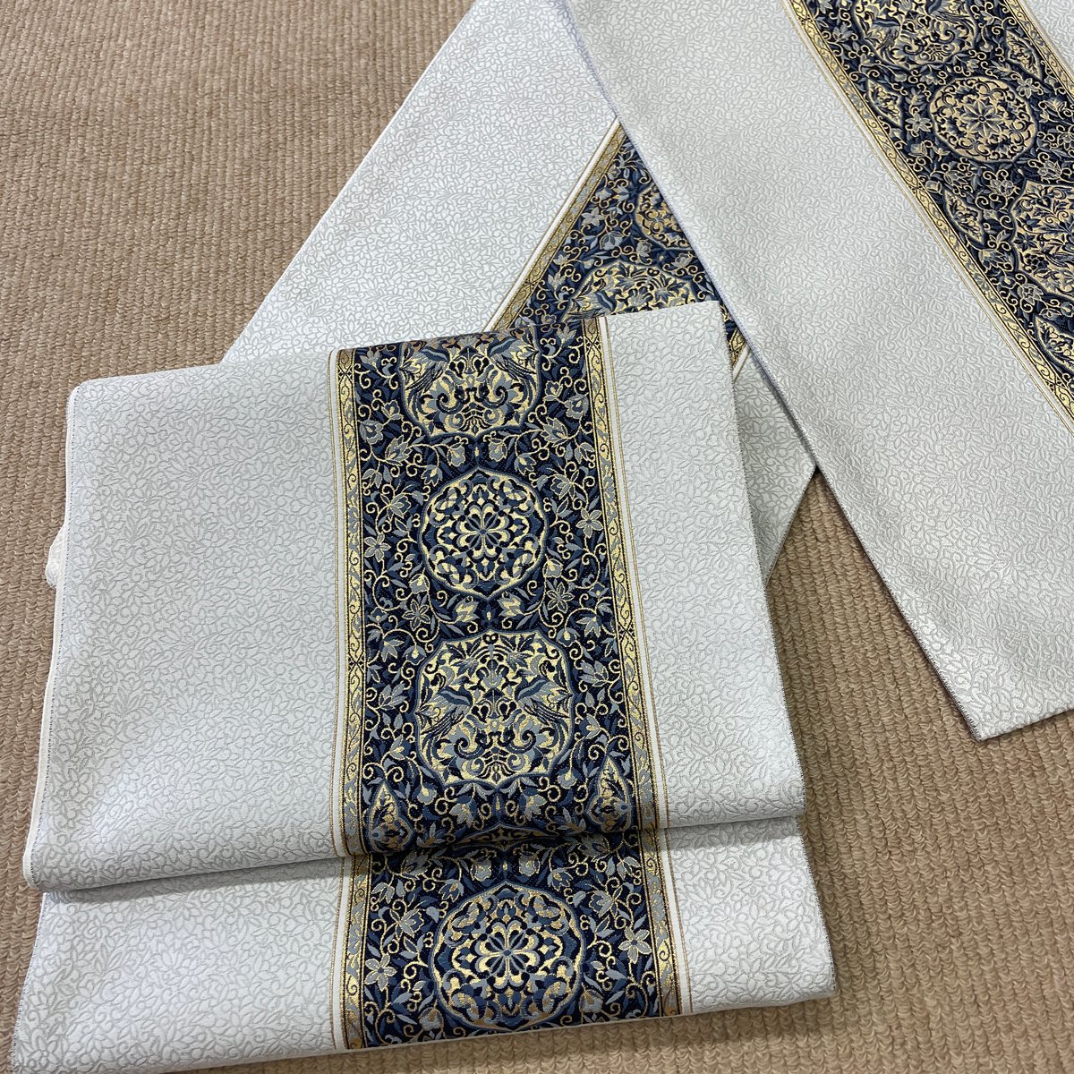 新品 博多織 紋袋帯 献上草華紋 本藍染 正絹 筑前織物 | とみや 新品 博多織 紋袋帯 献上草華紋 本藍染 正絹 筑前織物 | とみや
