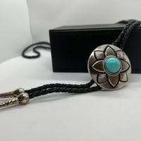 019.フラワーモチーフ ボロタイ ロングロープネックレス